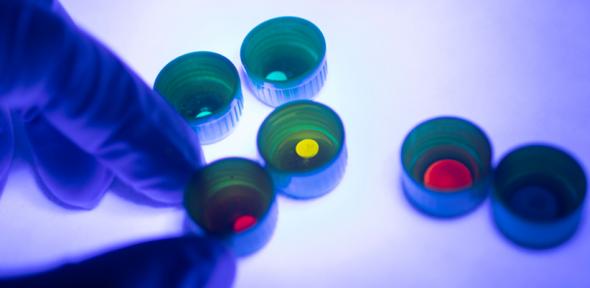 Luminating composite glass