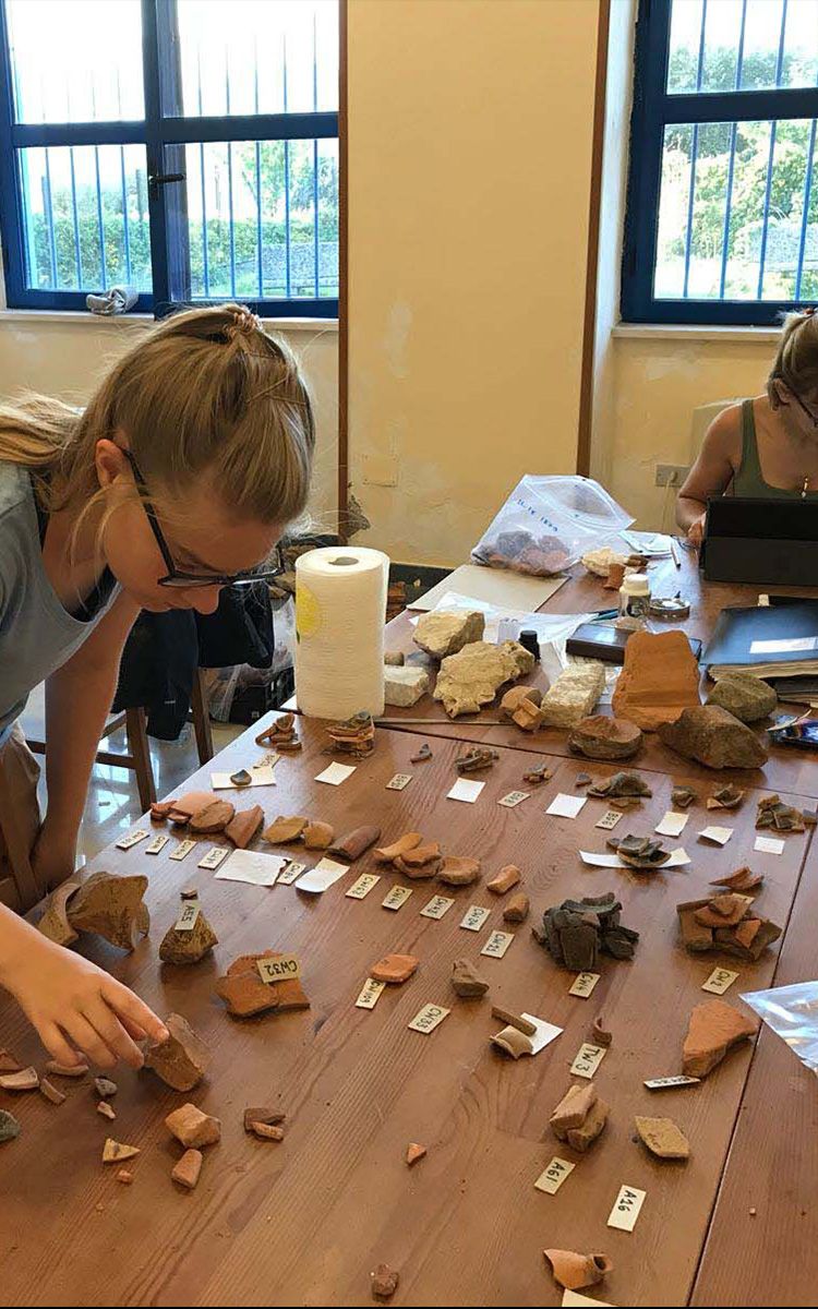 Archaeologists processing Interamna Lirenas finds